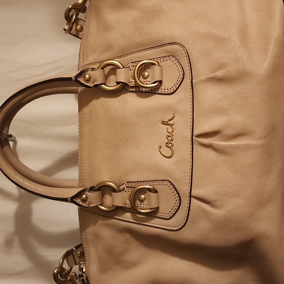 Coach A1149-F15445 purse - Picture 2 of 5